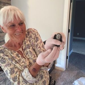 Meet your Posher, Sharon